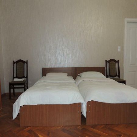Blue Guesthouse Kazbegi Exteriör bild